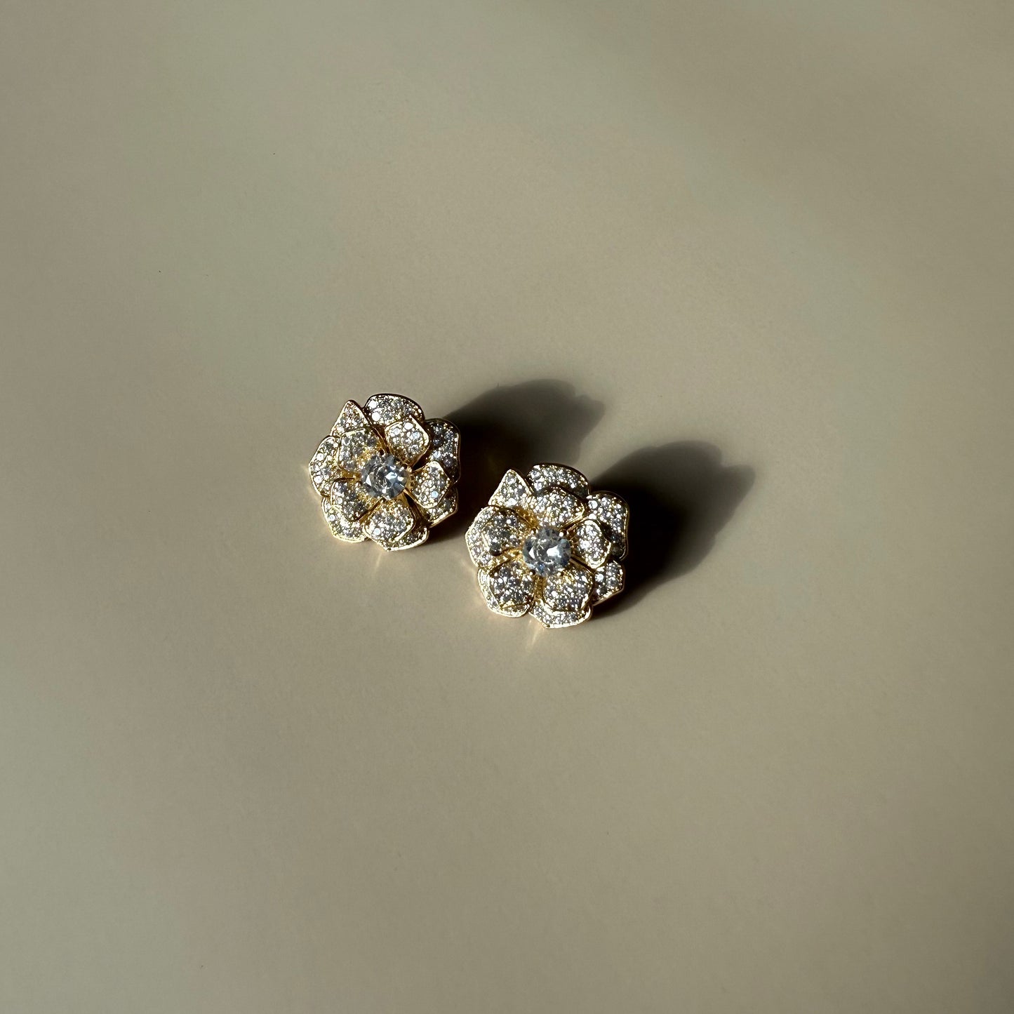 Éclat Flower (エクラ・フラワー)