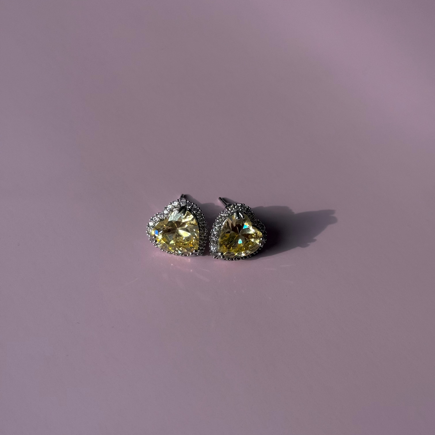 Glow Hearts (グロウハート)