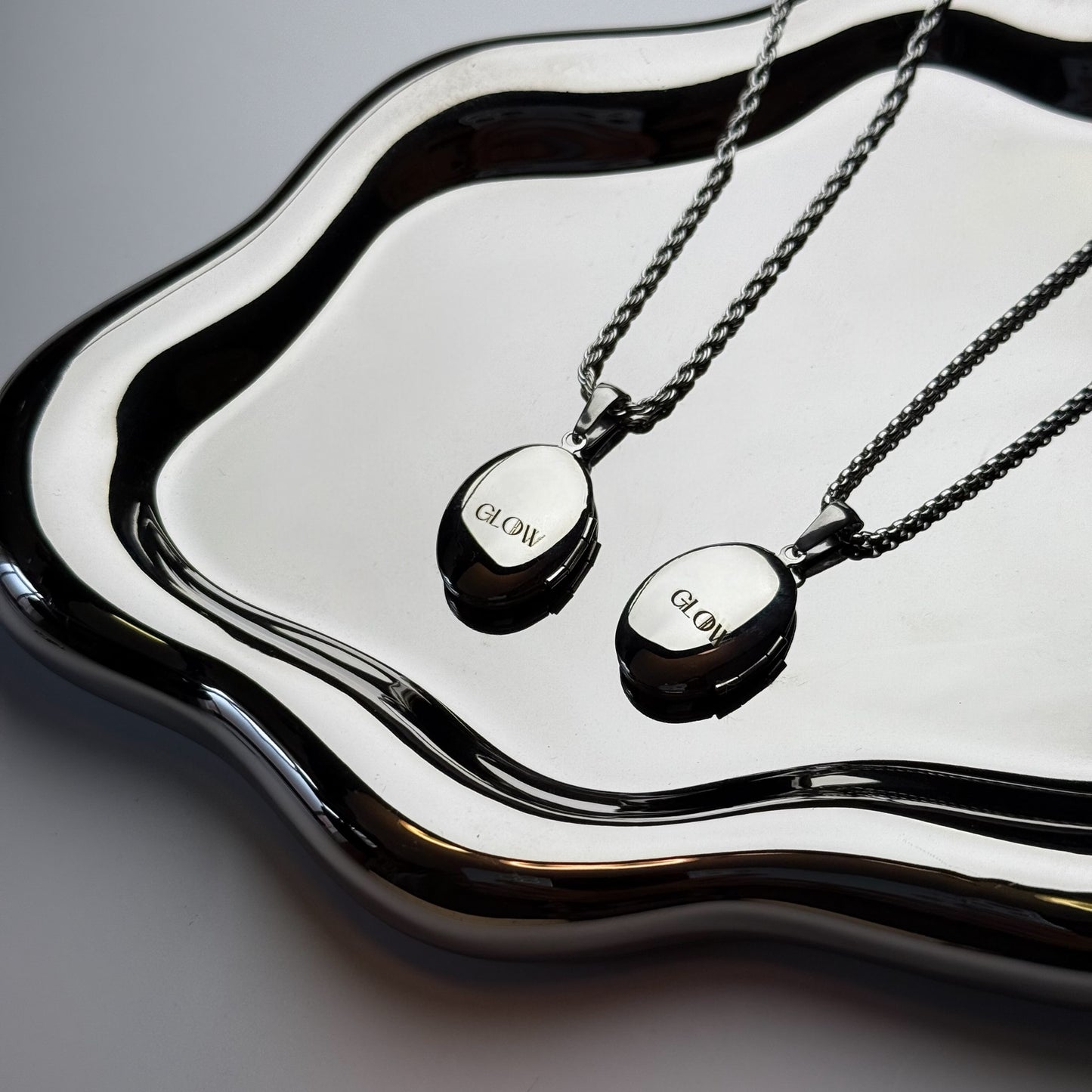 Timeless Locket Pendant（タイムレス・ロケット・ペンダント）