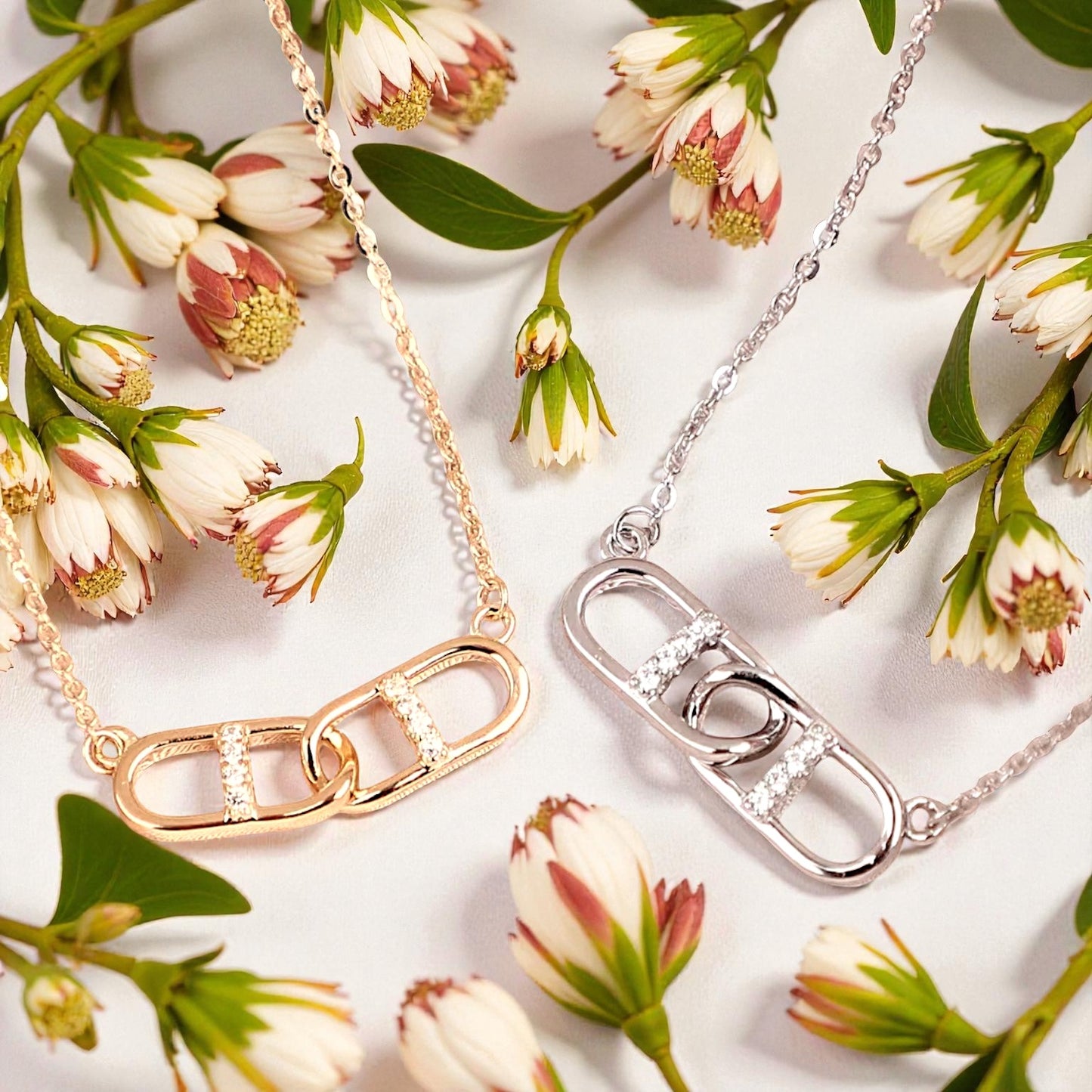 Eternal Link Necklace（エターナルリンクネックレス）